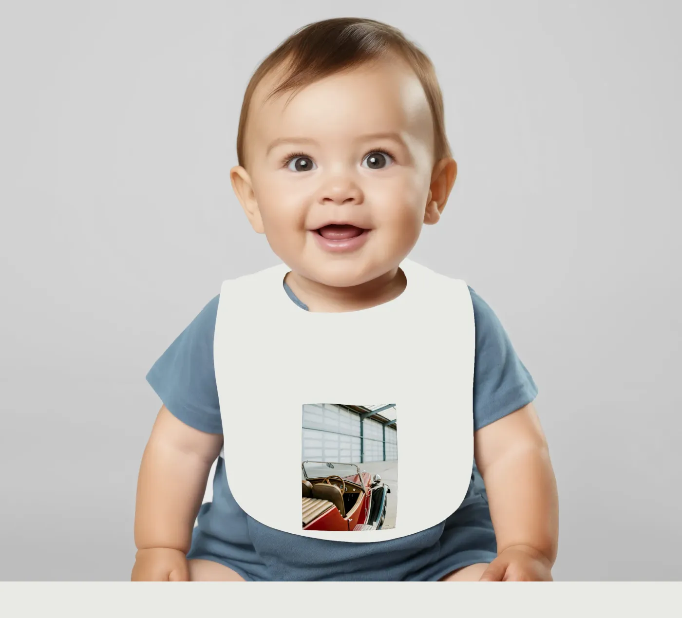 Einzigartige Oldtimer Babylätzchen von CAR EDITION