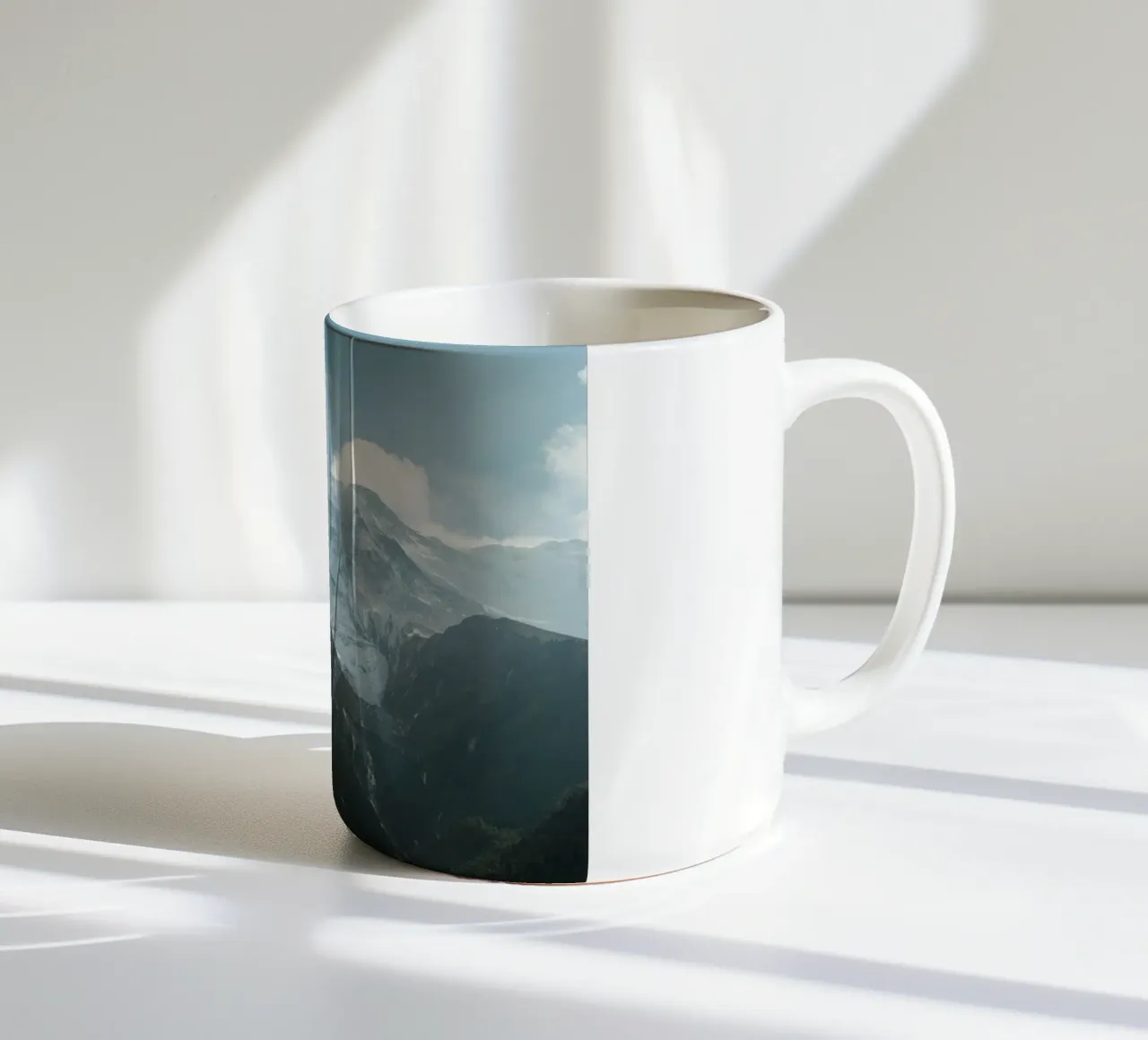 Annapurna Sanctuary in the Sky tazza in ceramica da FujiPrints