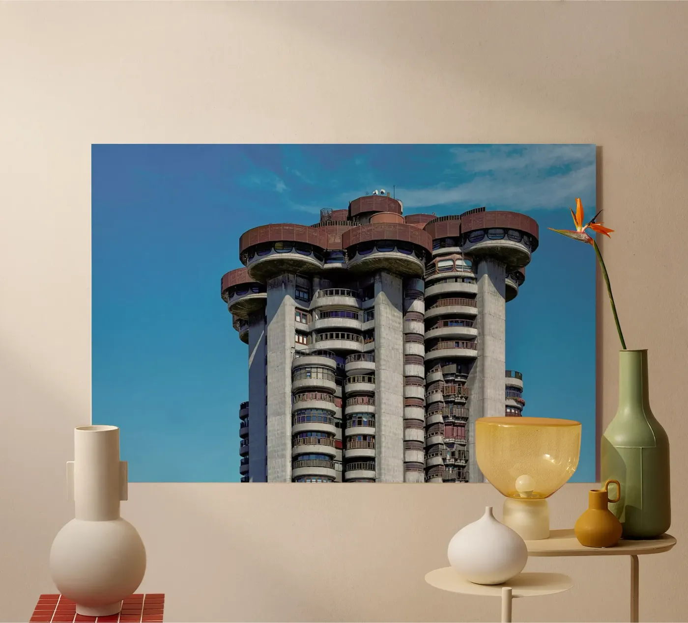 Torres blancas plexiglass da Michael Belhadi