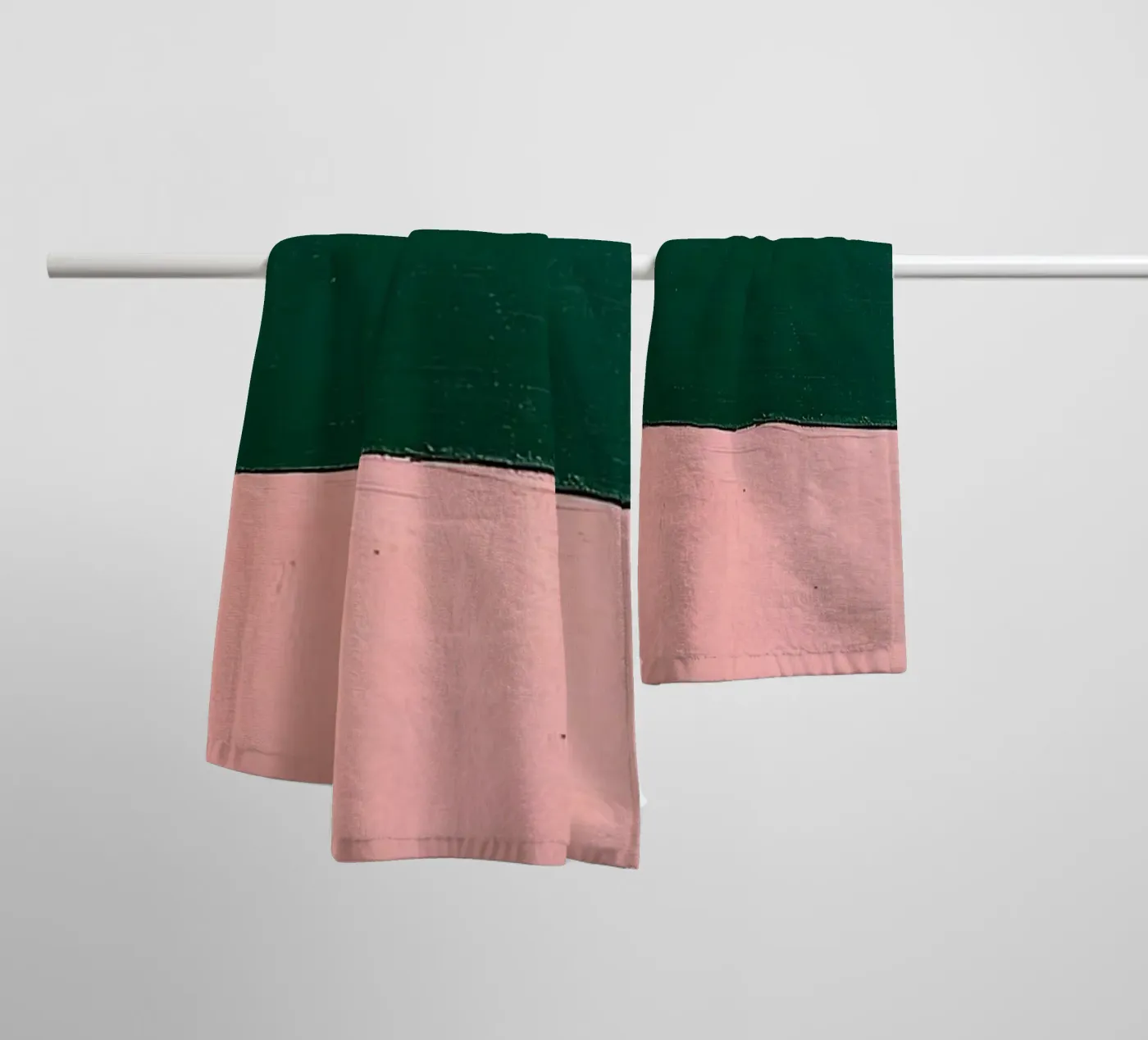 Minimal towel by Euphoria Theresa