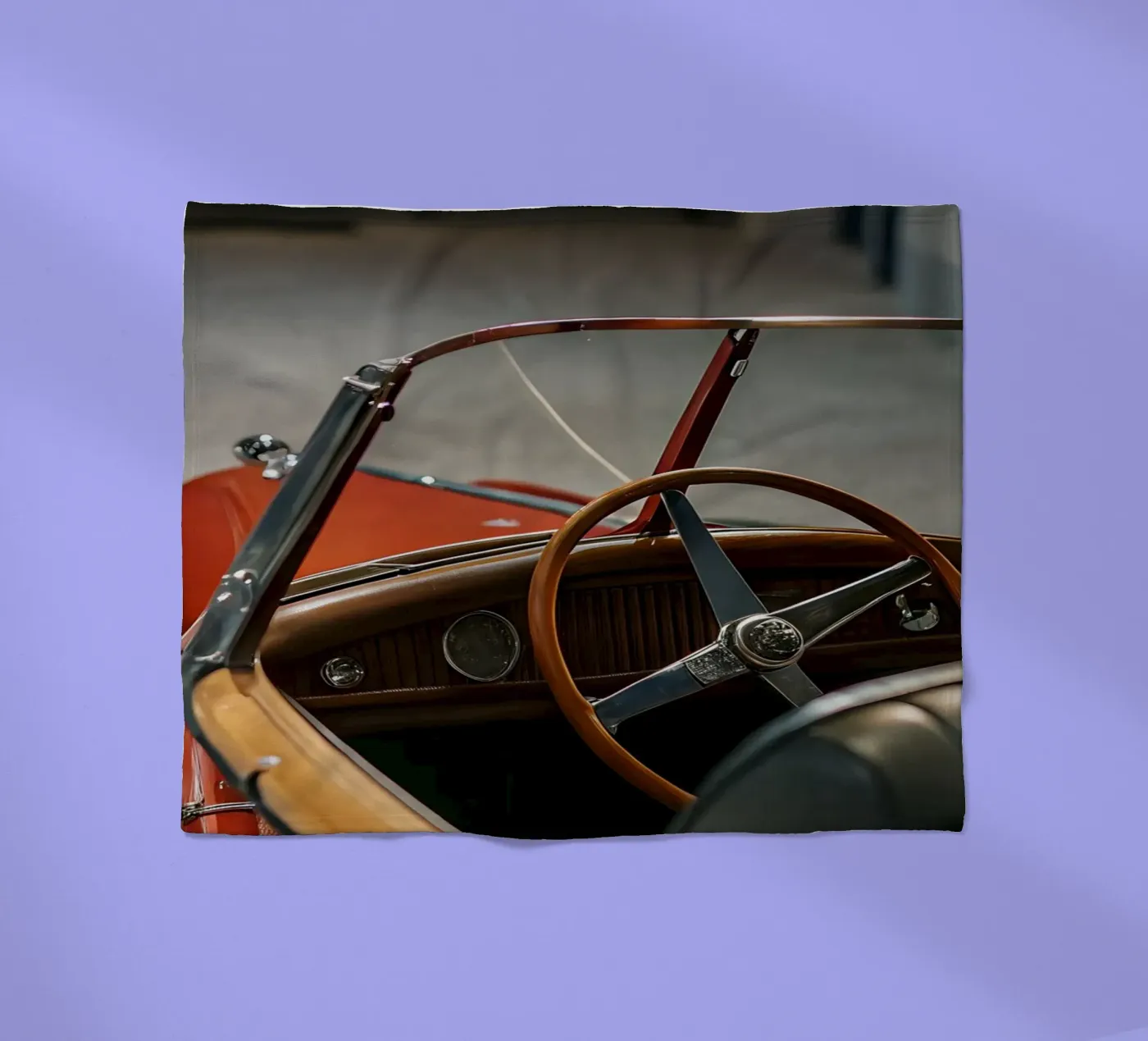 Red Classic Car Fleecedecke von CAR EDITION