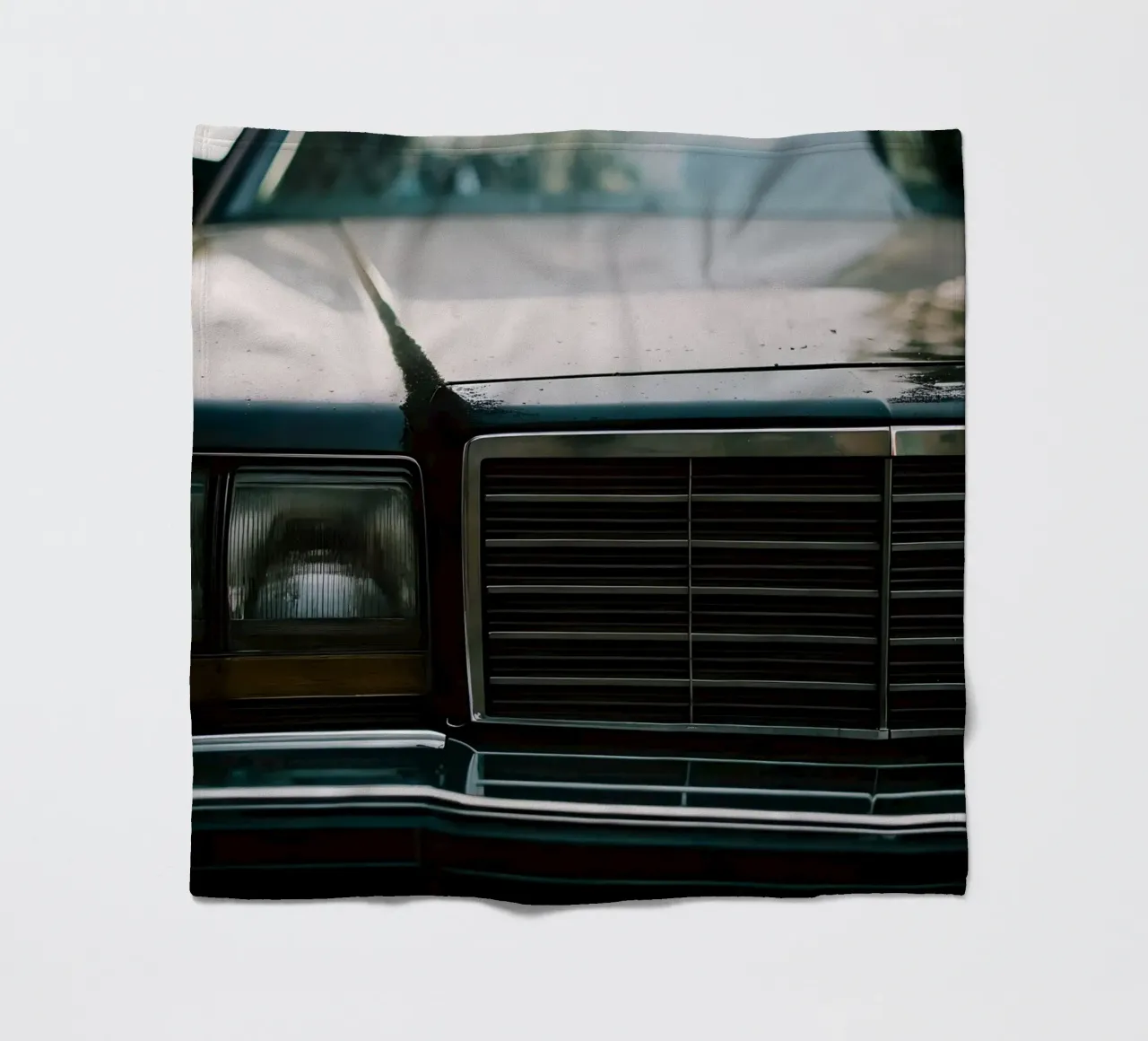 Schwarze Oldtimer-Front Fleecedecke von CAR EDITION