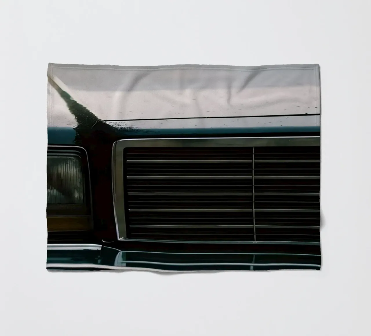 Schwarze Oldtimer-Front Fleecedecke von CAR EDITION