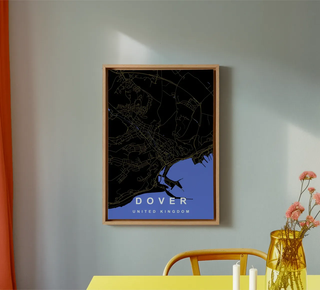 Mappa della città di Dover Regno Unito nero e oro tela con Cornice a cassetta da Cartographers Library