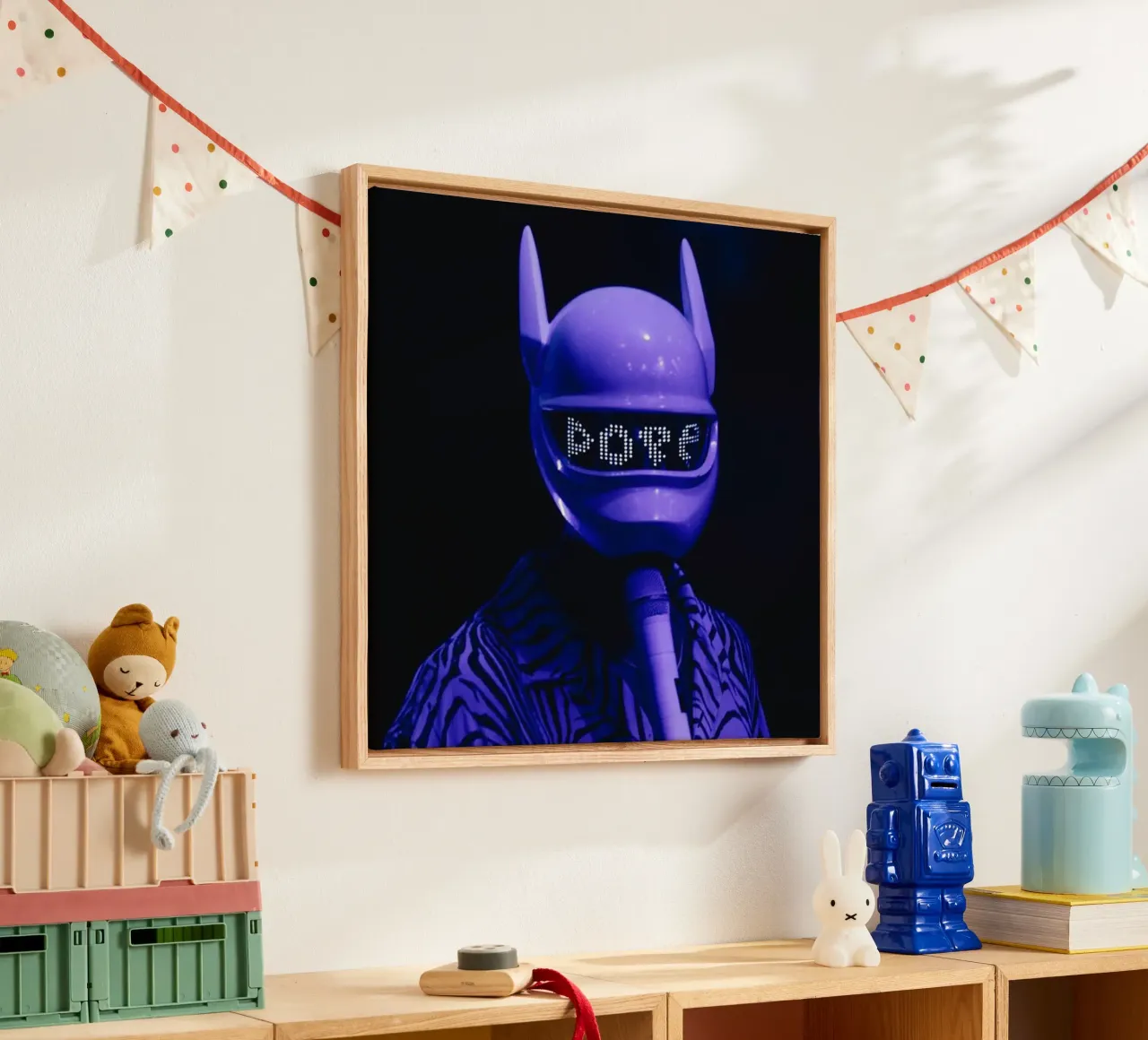 Die blaue Maske Leinwand mit Schattenfugenrahmen von Piere art Shops