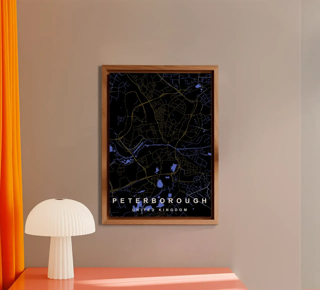 Peterborough - Mappa della città del Regno Unito - Nero e oro alluminio dibond da Cartographers Library