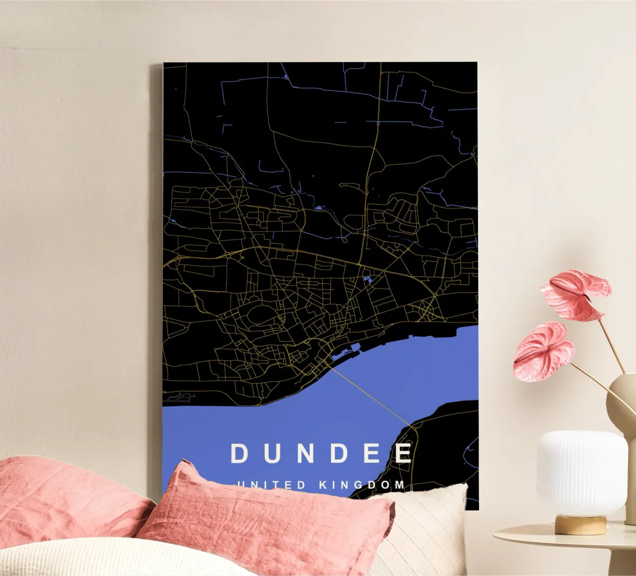 Mappa della città di Dundee Regno Unito nero e oro tela con Cornice a cassetta da Cartographers Library