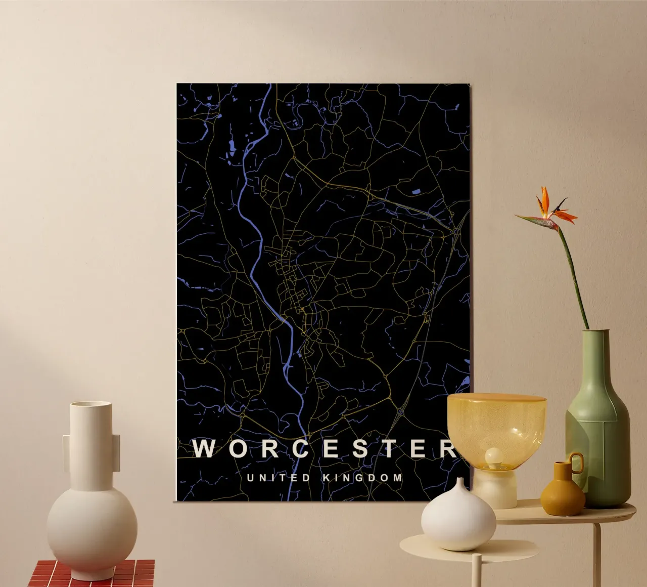 Mappa della città di Worcester Regno Unito nero e oro alluminio dibond da Cartographers Library