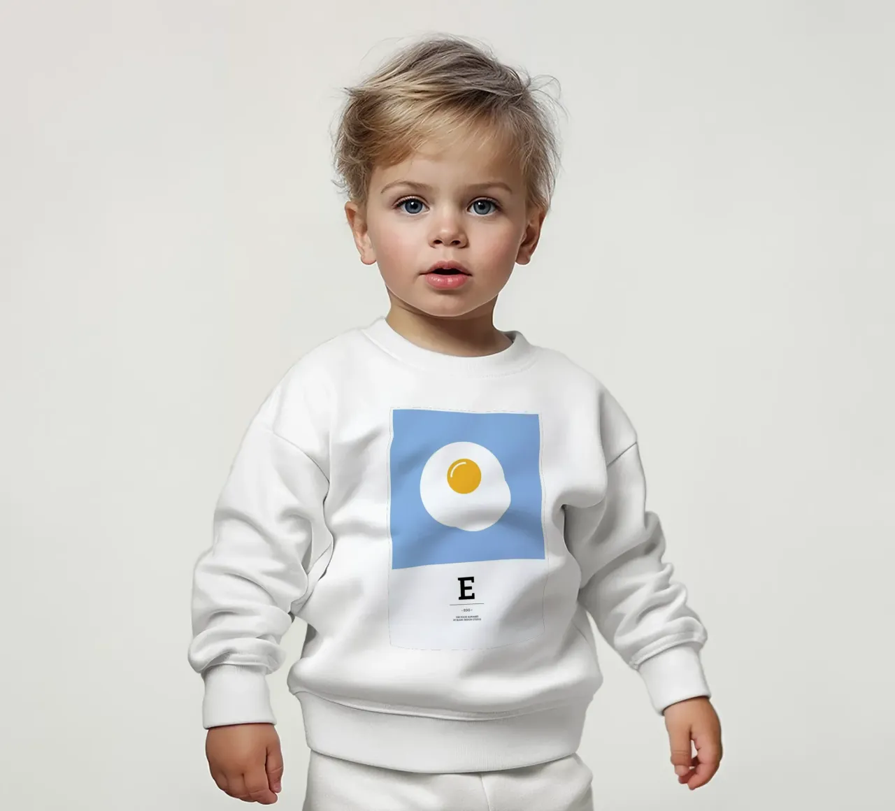„The Food Alphabet“ - E like Egg felpa neonato da BLAEK Design Studio