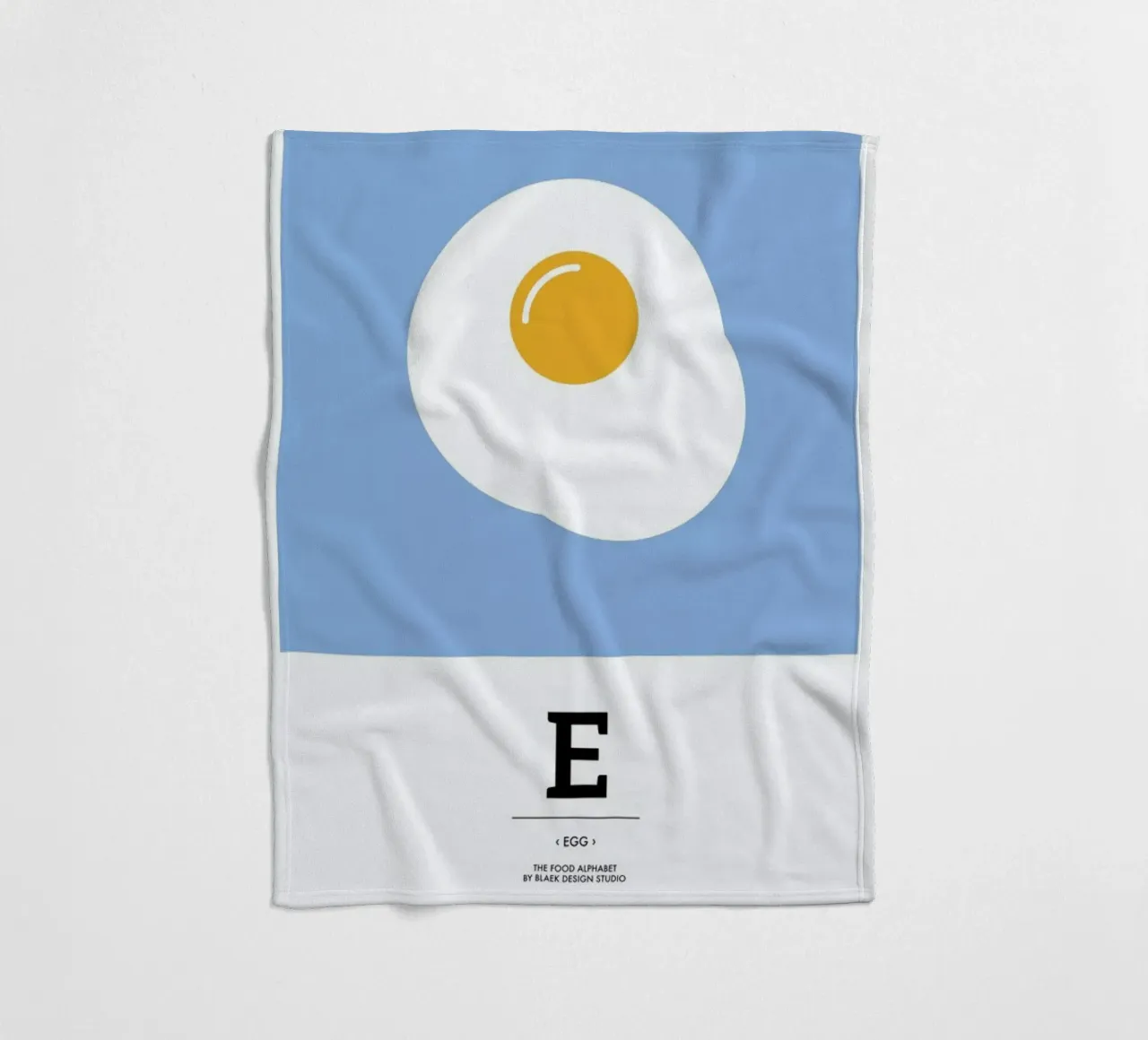„The Food Alphabet“ - E like Egg coperta in pile da BLAEK Design Studio