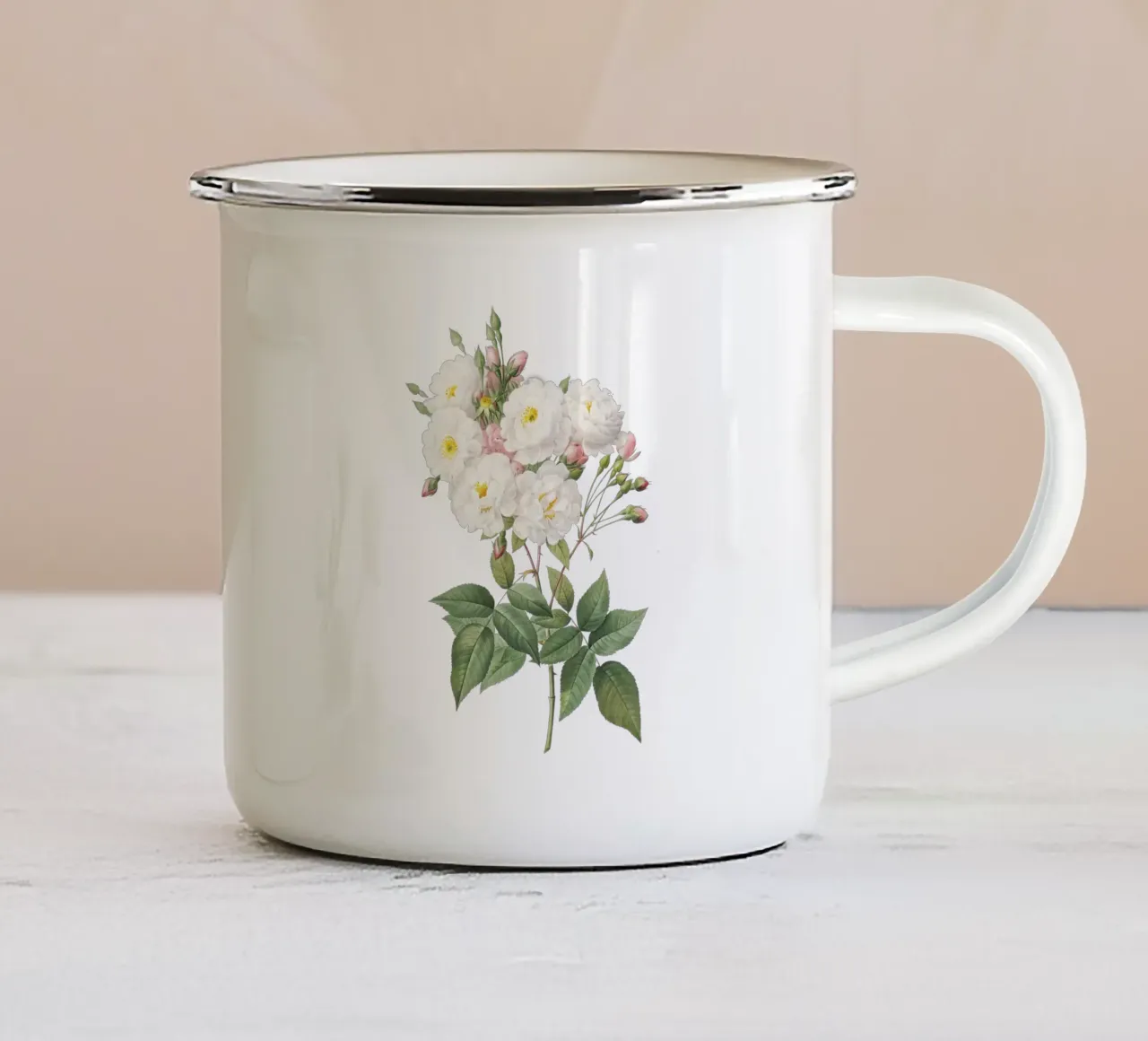 White Roses Botanical Illustration tazza in smalto da Pretty Flowers Vintage Botanicals