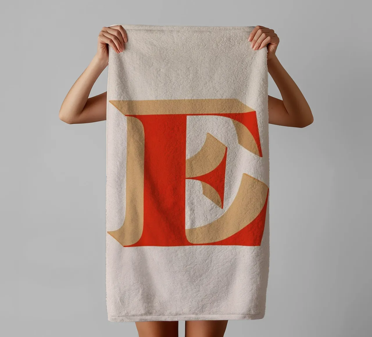 Red E badhanddoek van daylight design studio