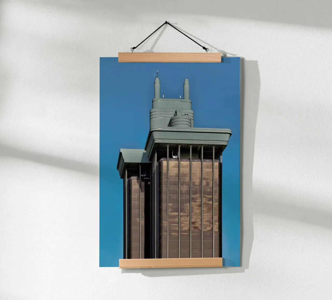 Torre colon poster da Michael Belhadi