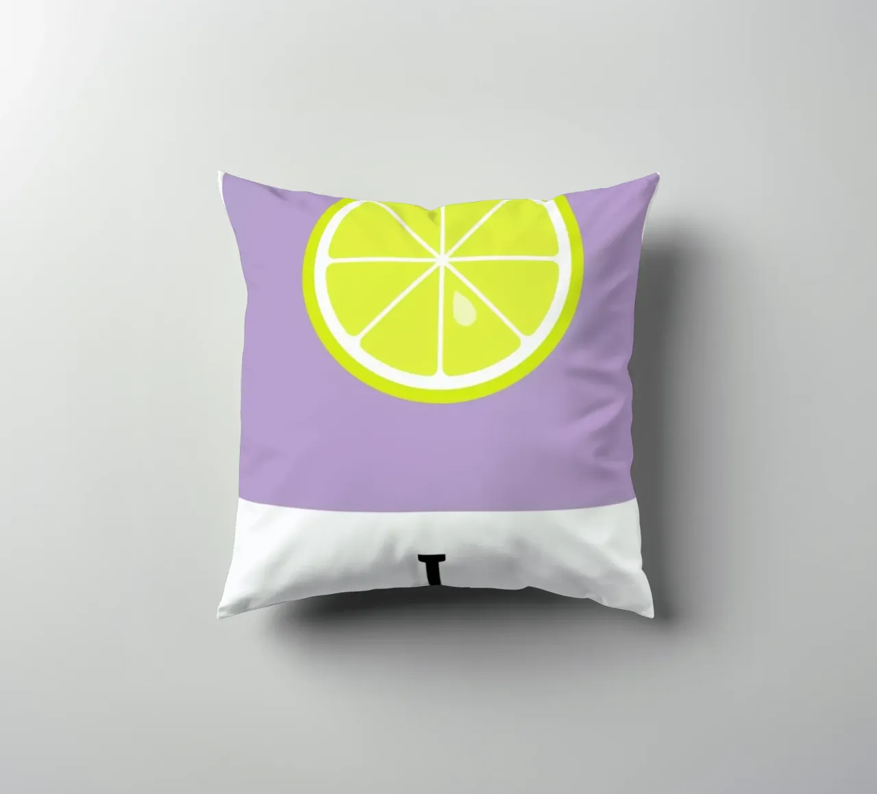 „The Food Alphabet“ - L like Lemon cuscino da BLAEK Design Studio