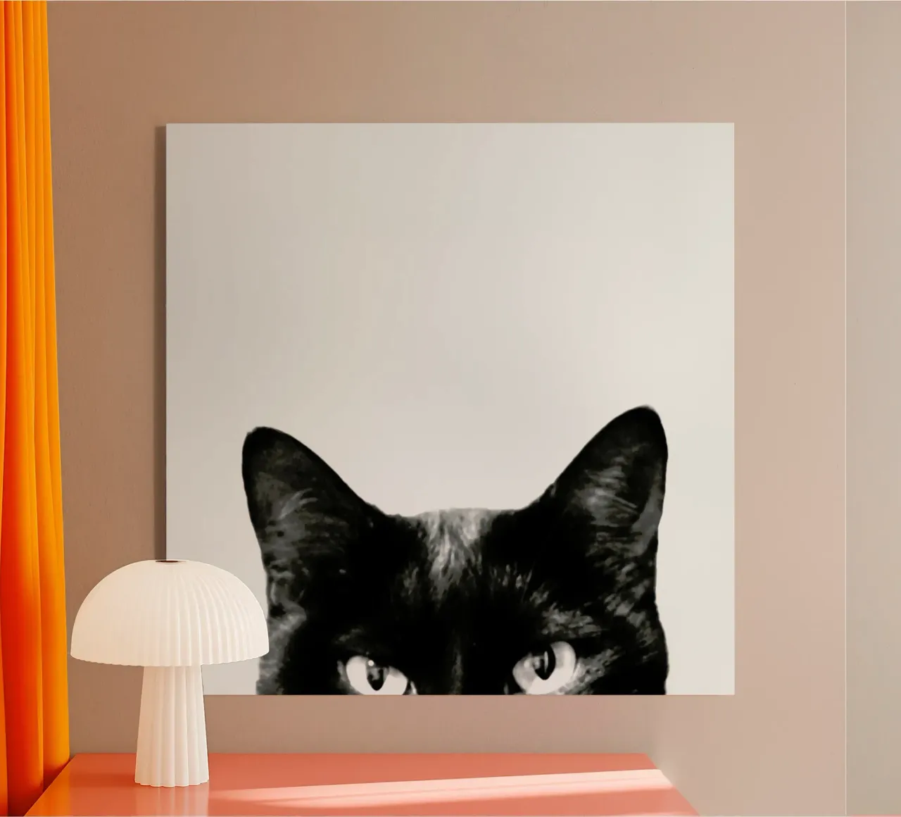 Gatto nero plexiglass da Victoria Frost