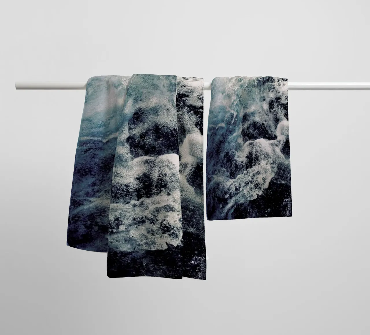 Fresh 3 towel by Angelo Cerantola