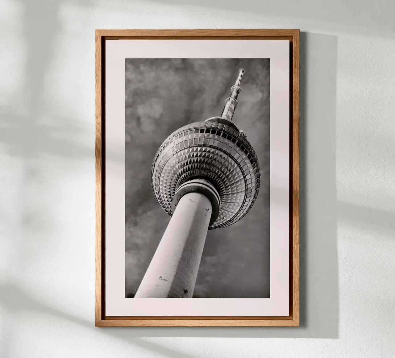 Berliner Fernsehturm tela con Cornice a cassetta da METROPOLIS