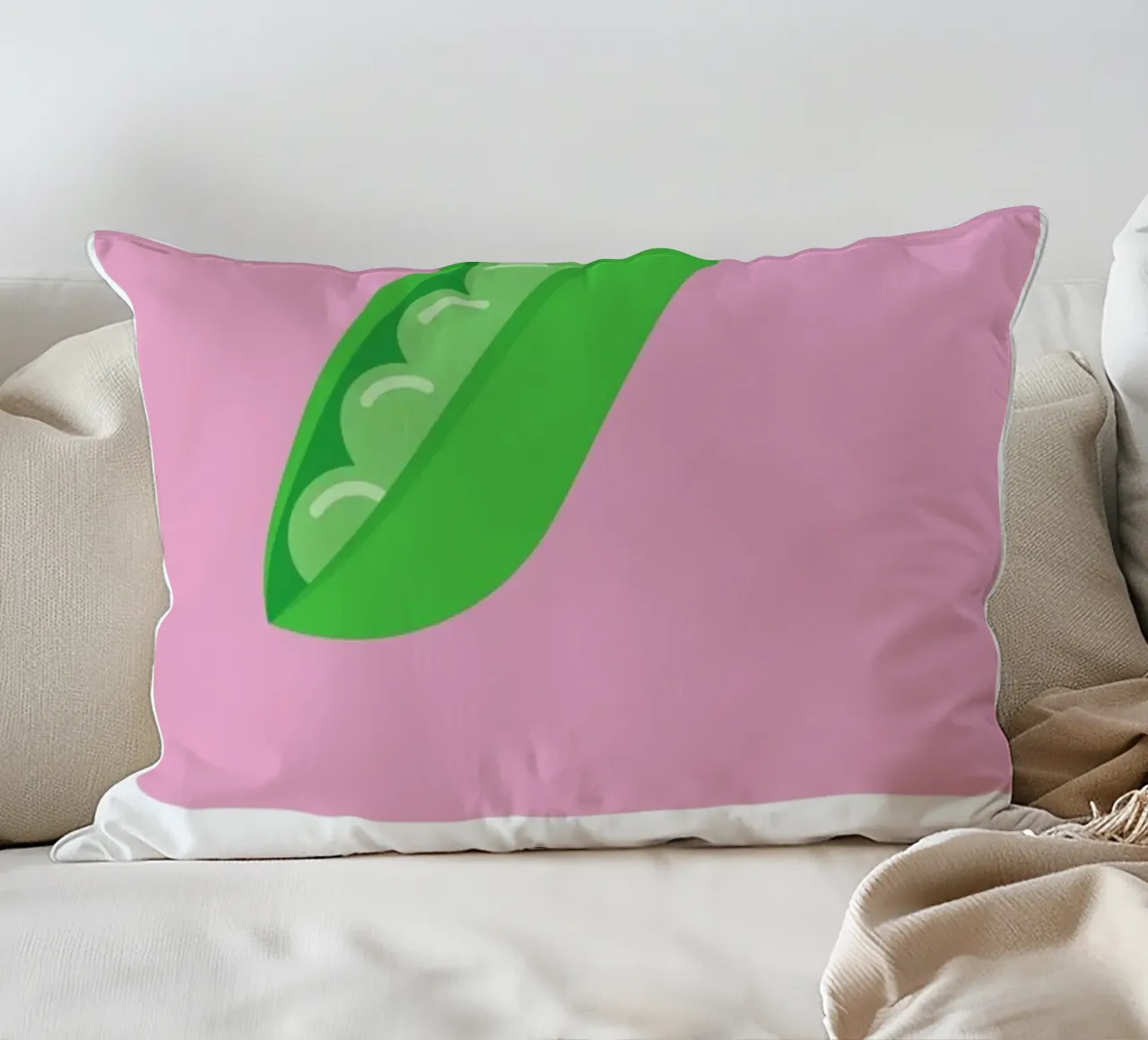 „The Food Alphabet“ - P like Pea cuscino da BLAEK Design Studio