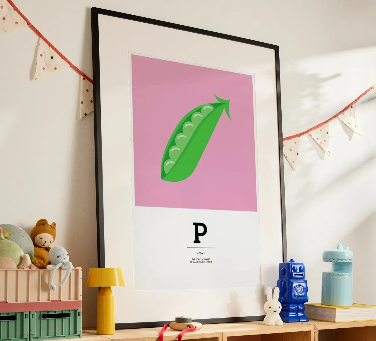 „The Food Alphabet“ - P like Pea carta hahnemühle da BLAEK Design Studio