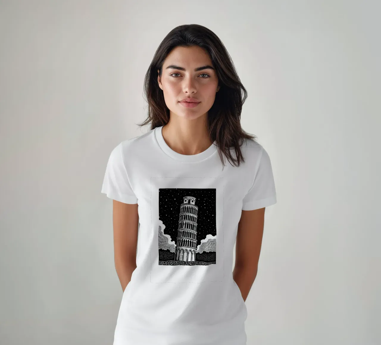 Midnight in Pisa t-shirt da Indigo Rain