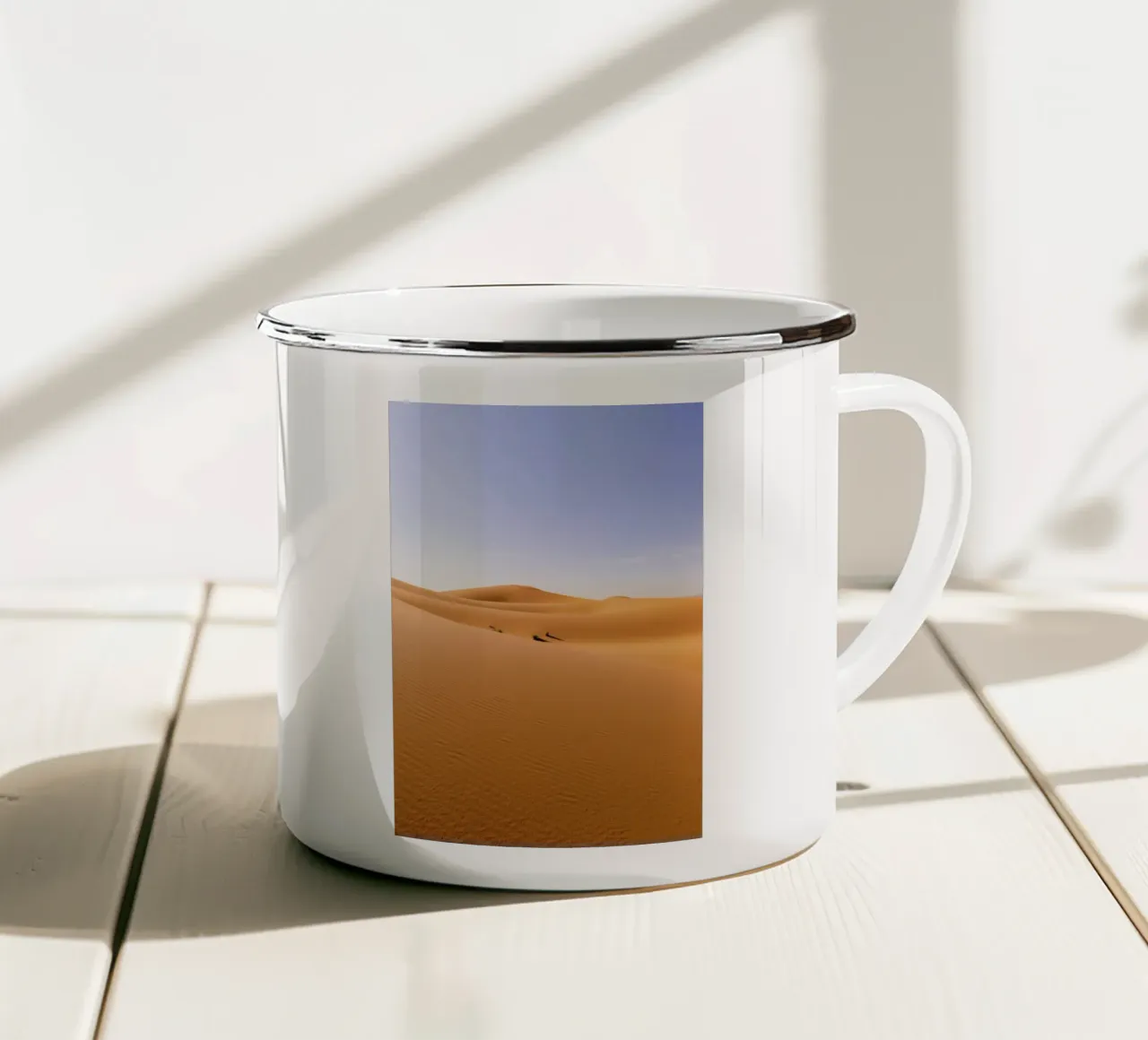 Heat of the Desert tazza in smalto da EyeEm Mobile GmbH