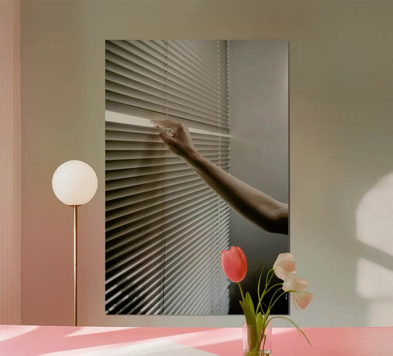 Window Blinds poster con telaio in legno da Chris Abatzis
