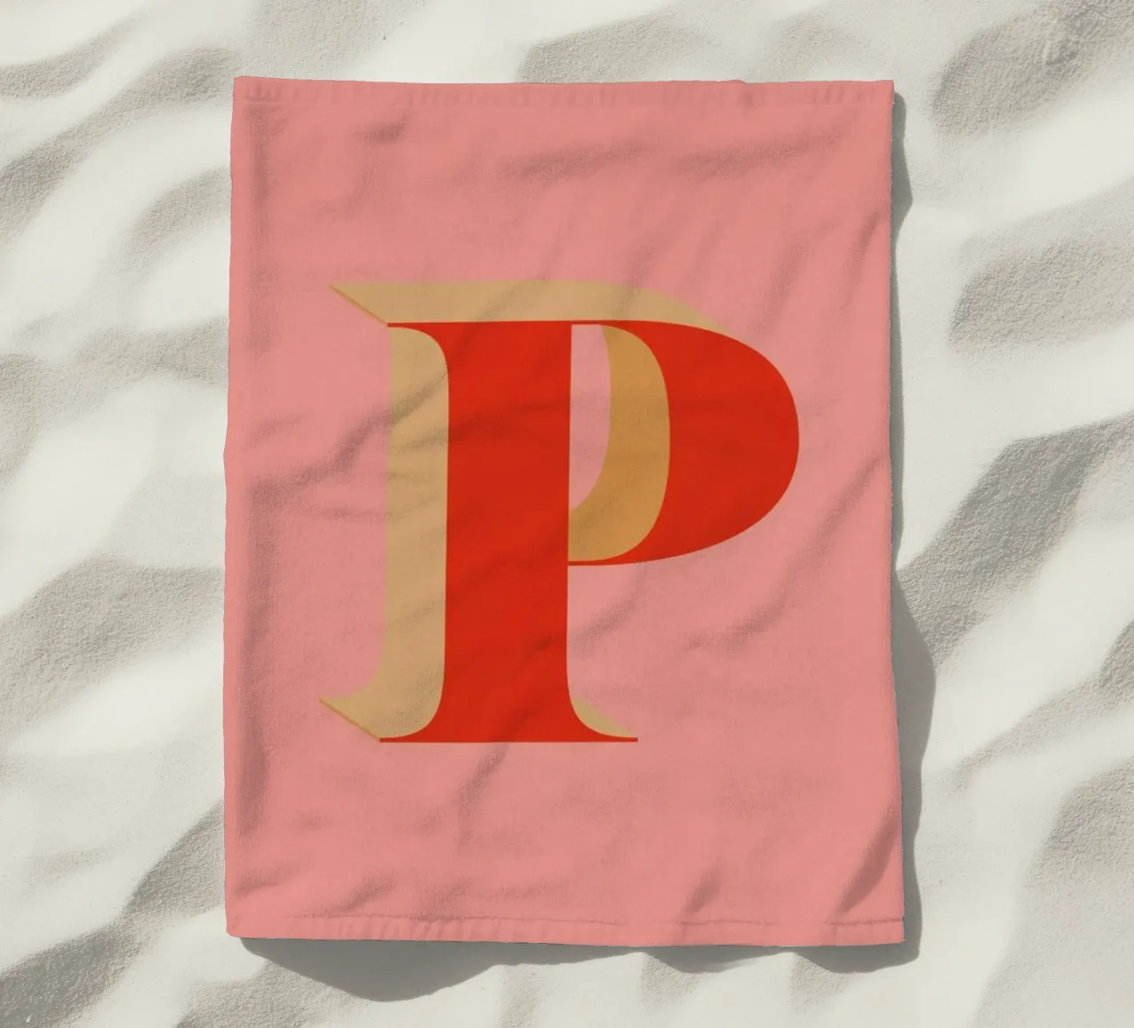 Red P toalla de playa de daylight design studio