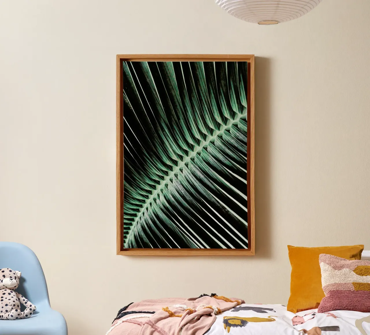 Curved Palm tela con Cornice a cassetta da Flora & Fauna