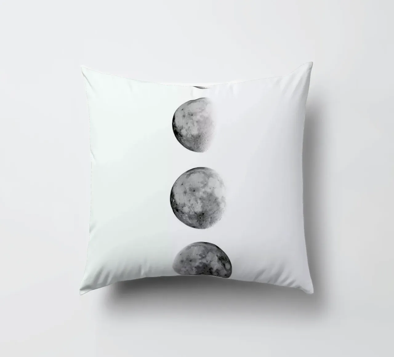 Phases of the Moon cuscino da daylight design studio