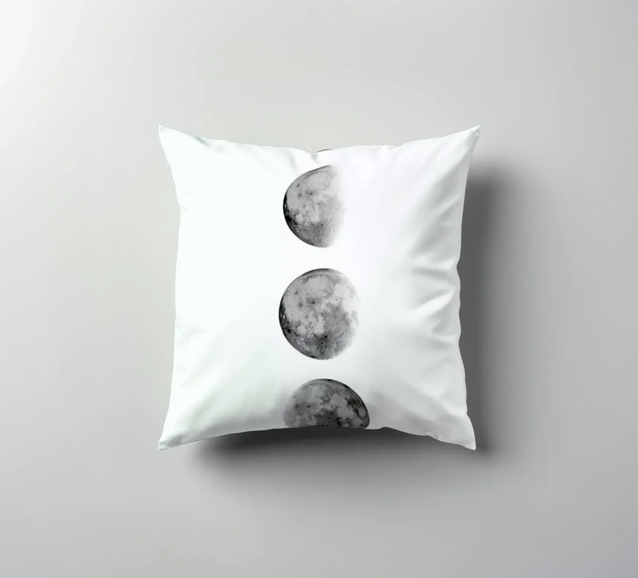 Phases of the Moon cuscino da daylight design studio