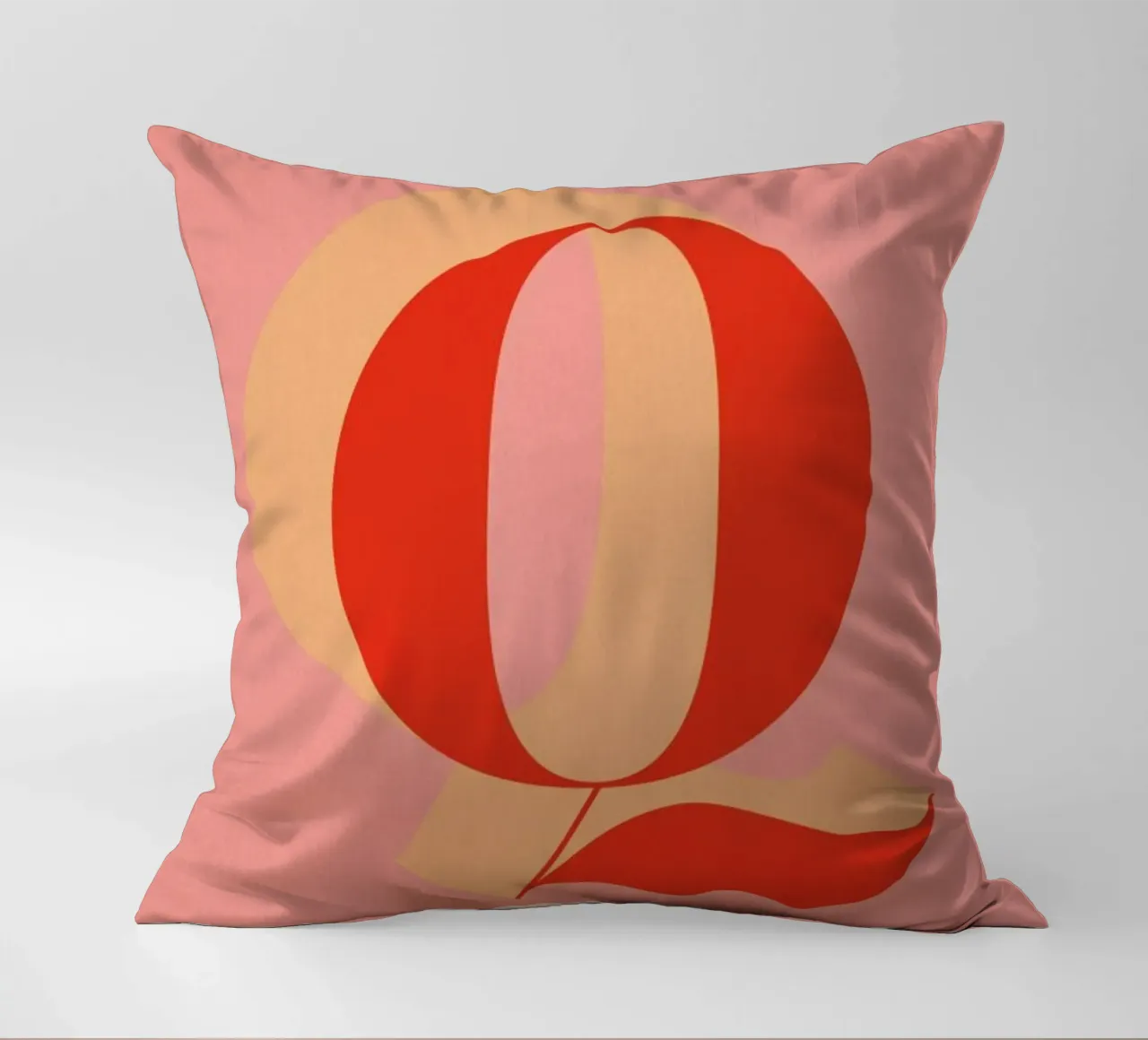 Red Q cuscino da daylight design studio