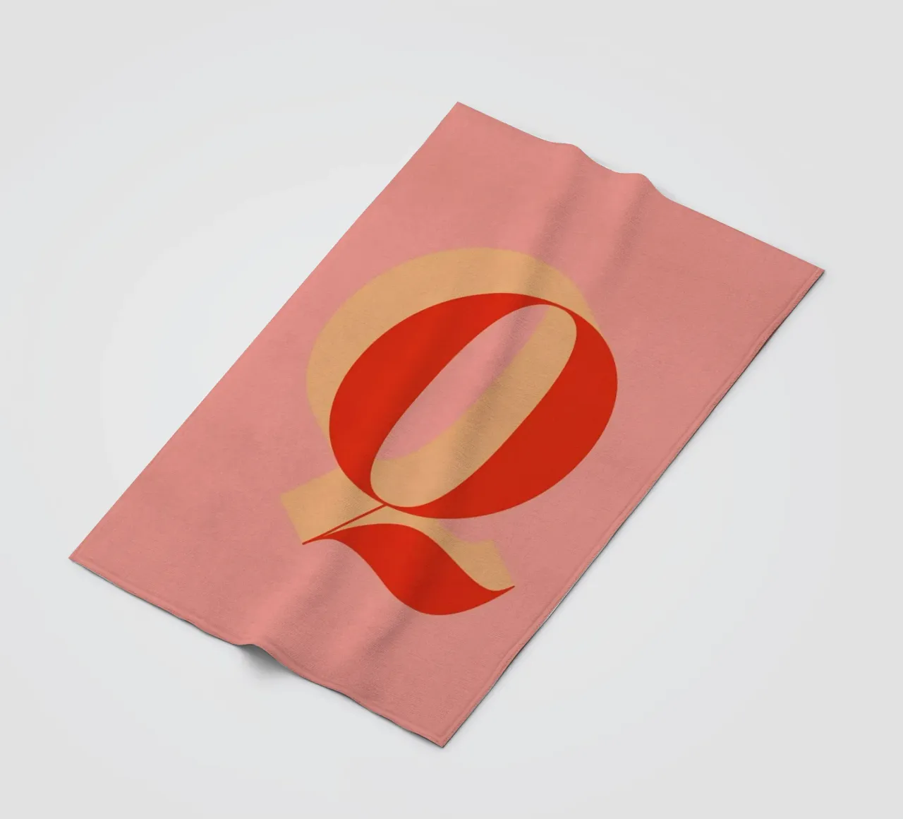 Red Q coperta in pile da daylight design studio