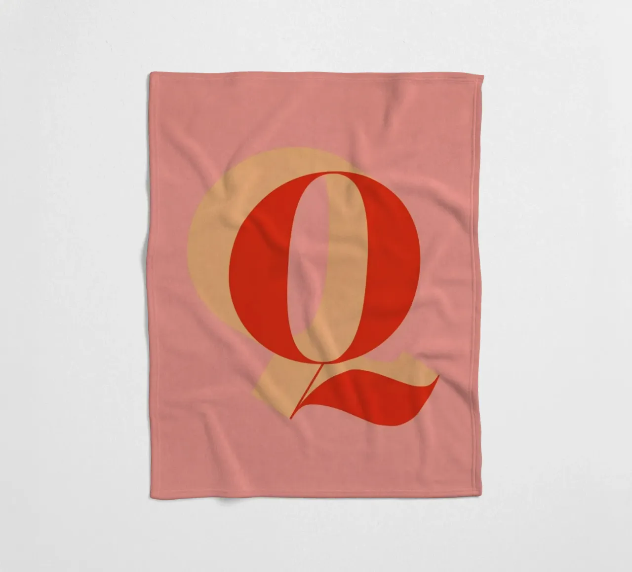 Red Q coperta in pile da daylight design studio