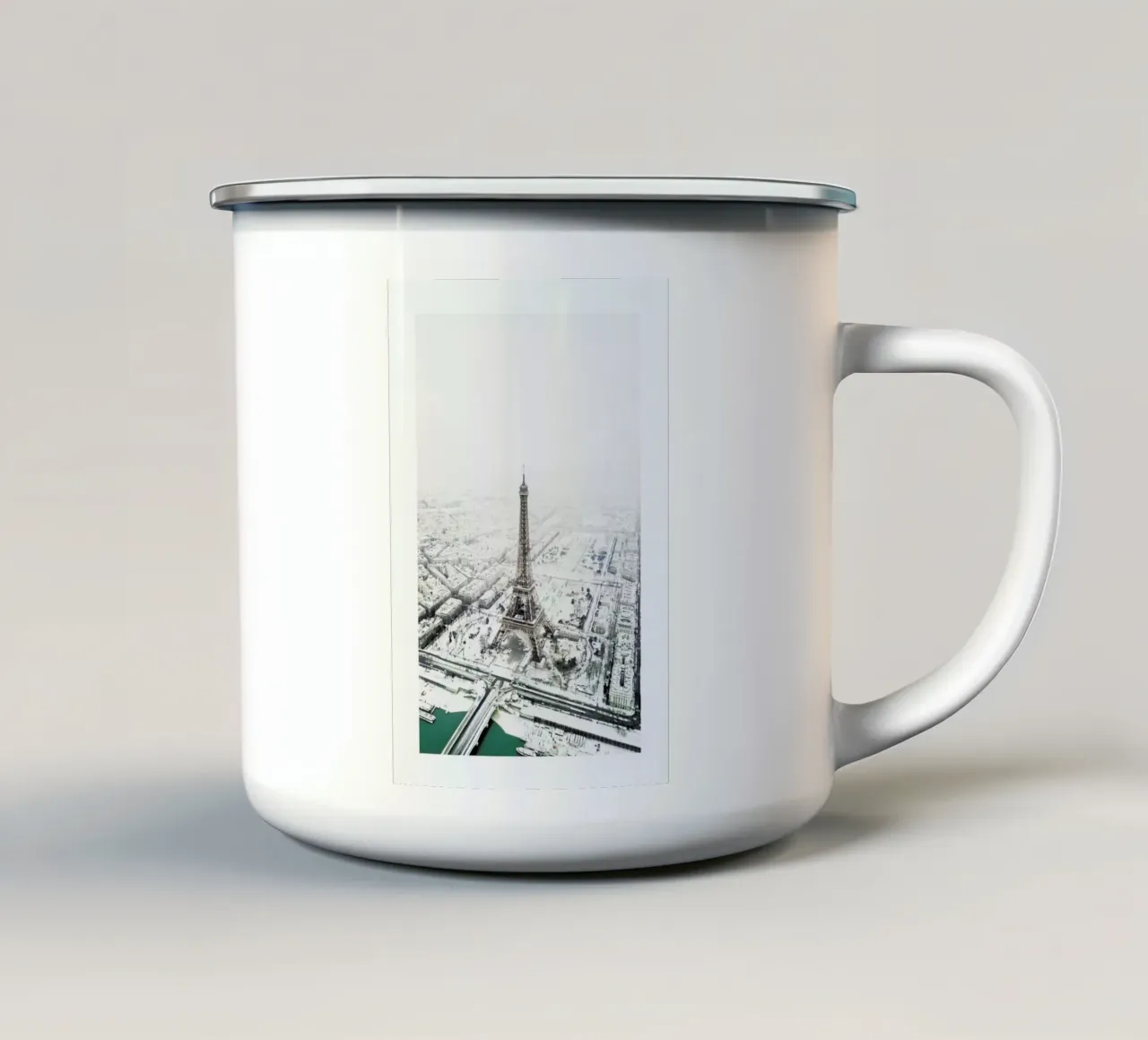 Paris in Winter tazza in smalto da METROPOLIS