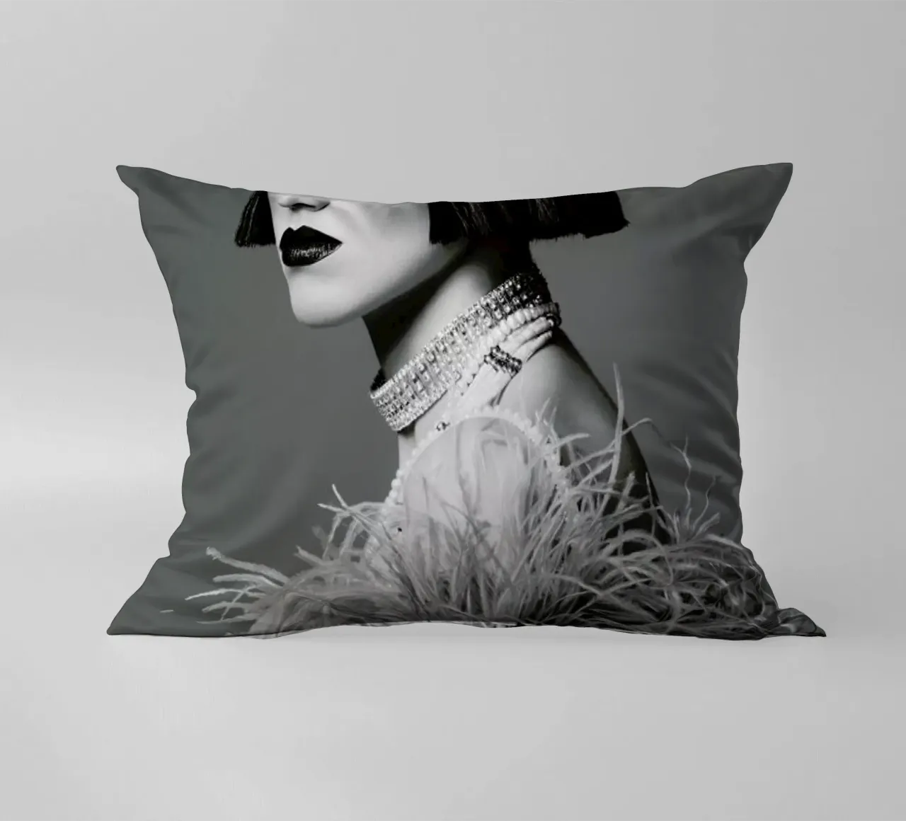 Feathers I cuscino da Runway Collective