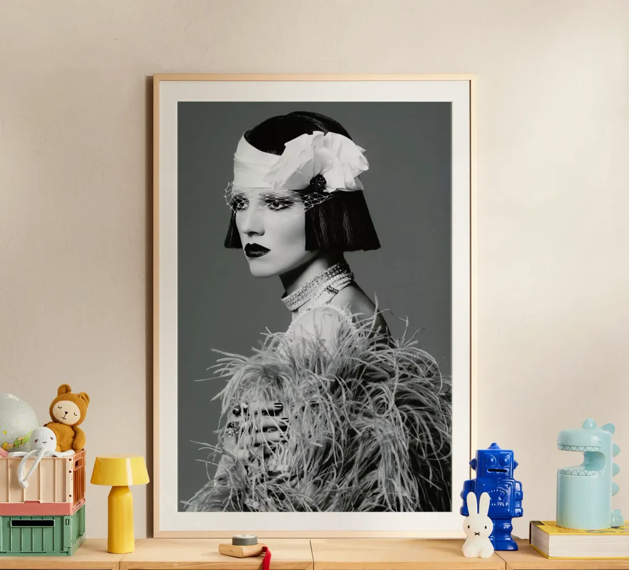 Feathers I poster da Runway Collective