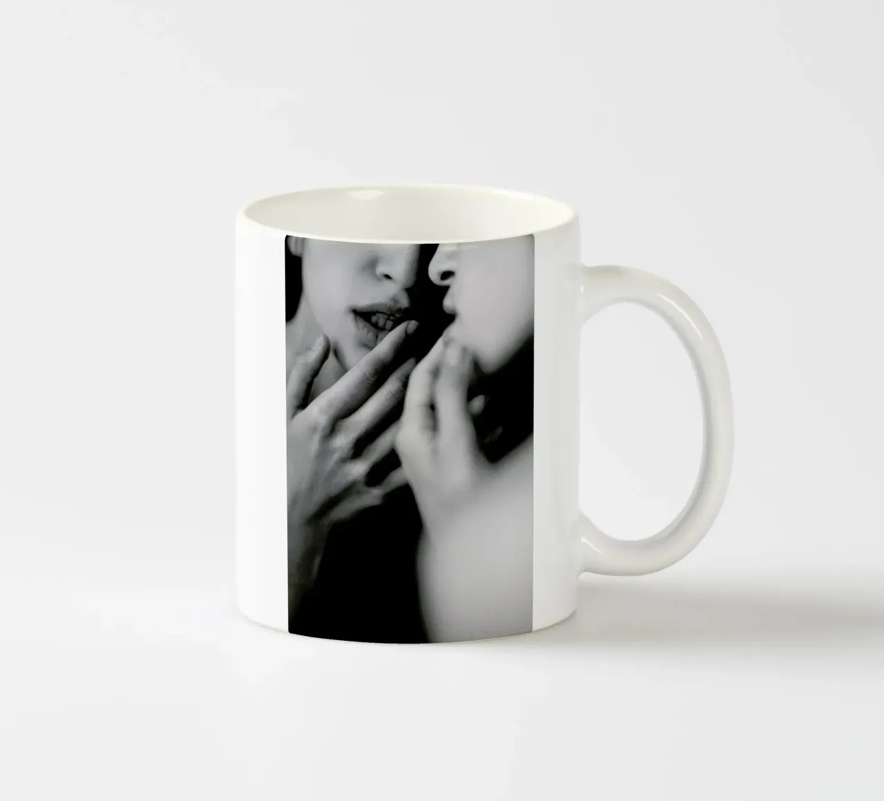 Lust tazza in ceramica da Runway Collective