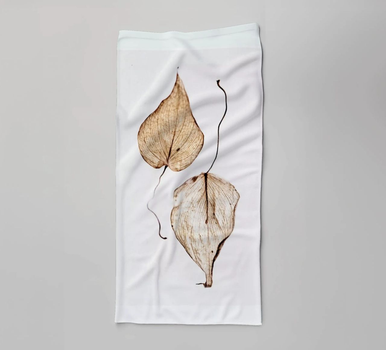 Delicate Leaves towel by Flora & Fauna