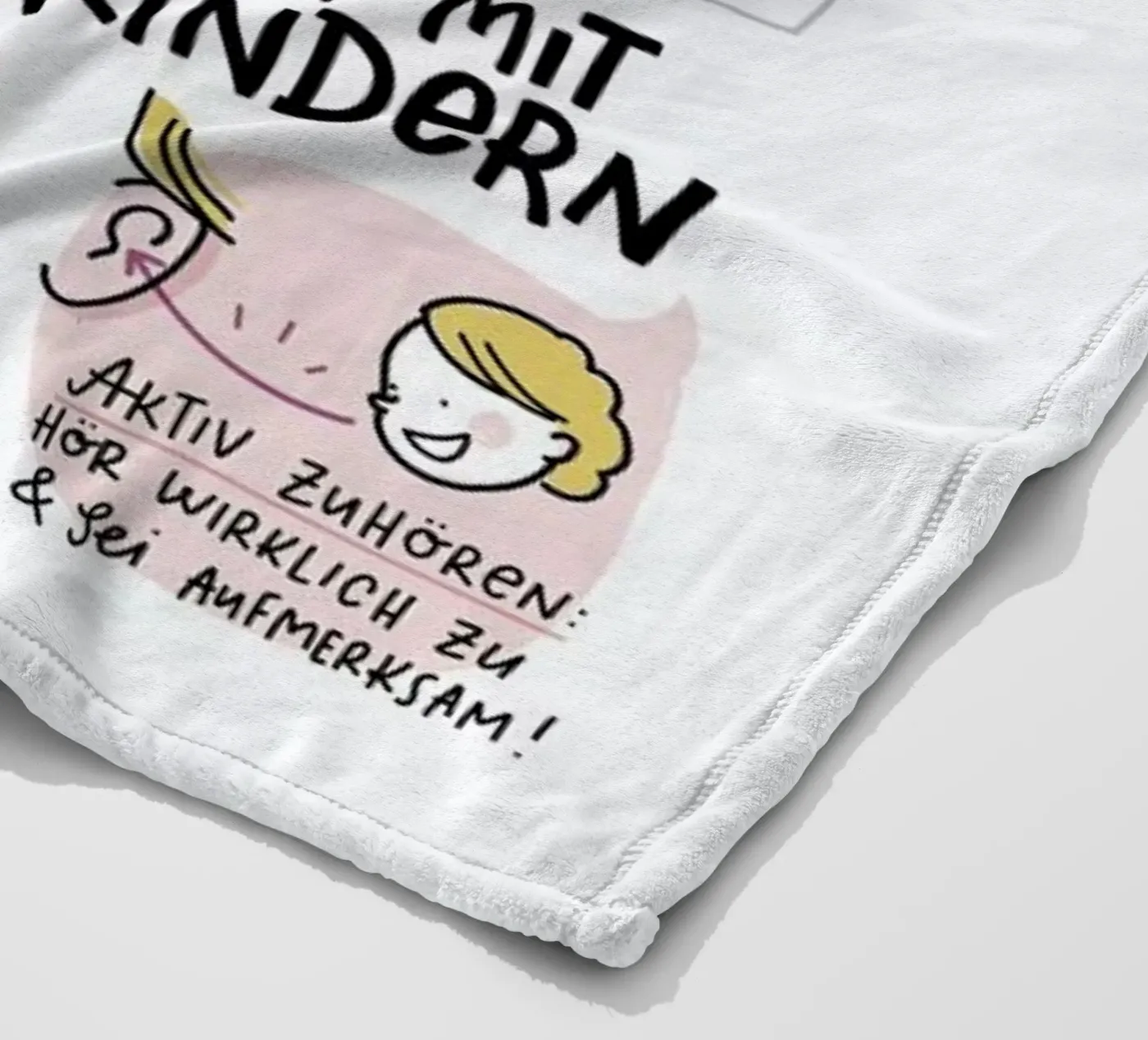 Reden Fleecedecke von Geborgen Wachsen x JUNIQE