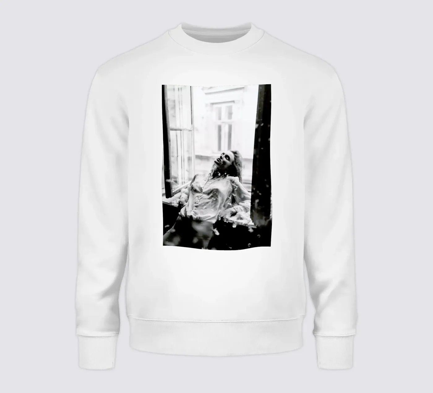 Reclining felpa da Runway Collective