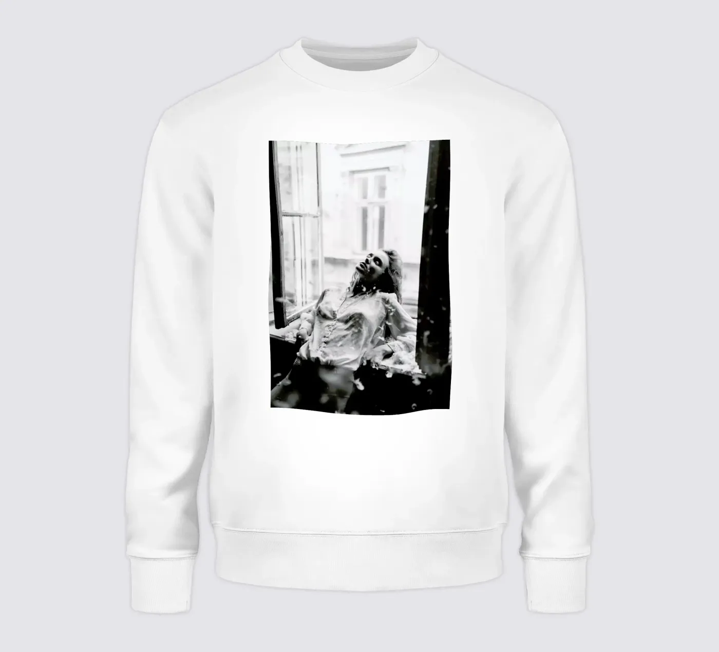 Reclining felpa da Runway Collective