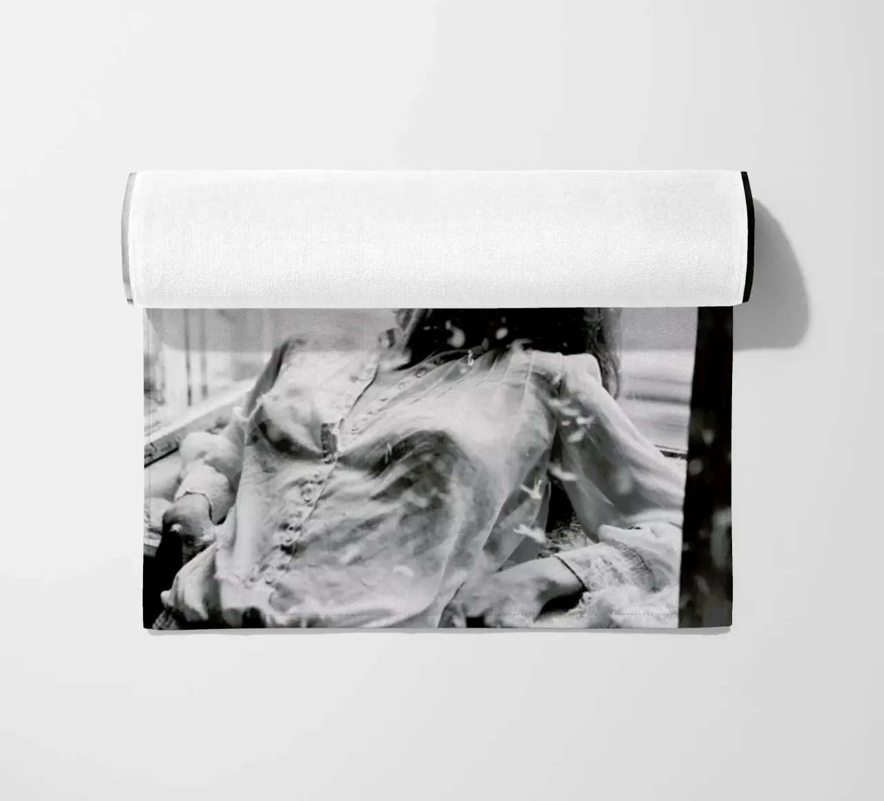 Reclining telo mare da Runway Collective