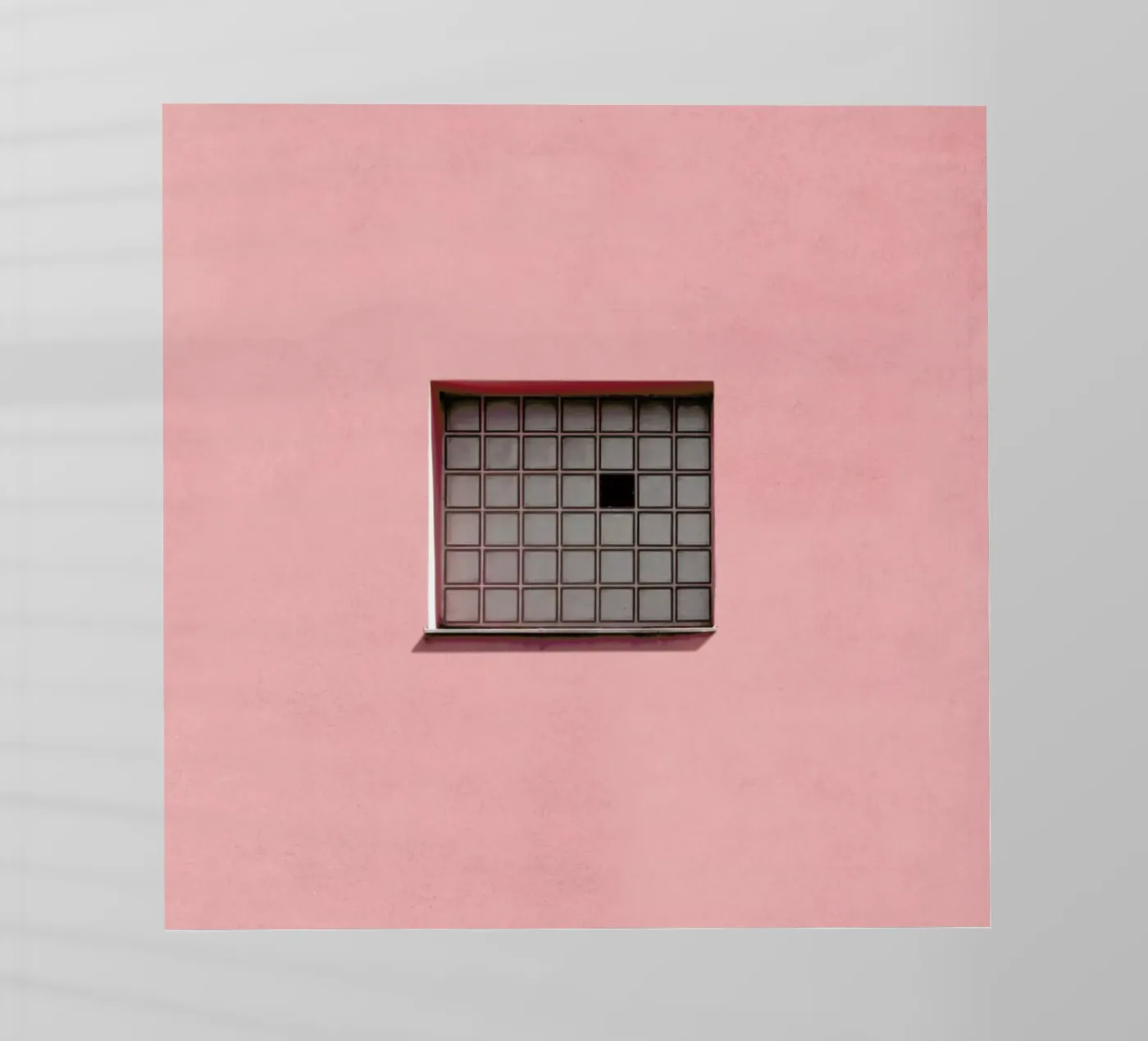 Missing Tooth backlit folie van Rupert Höller