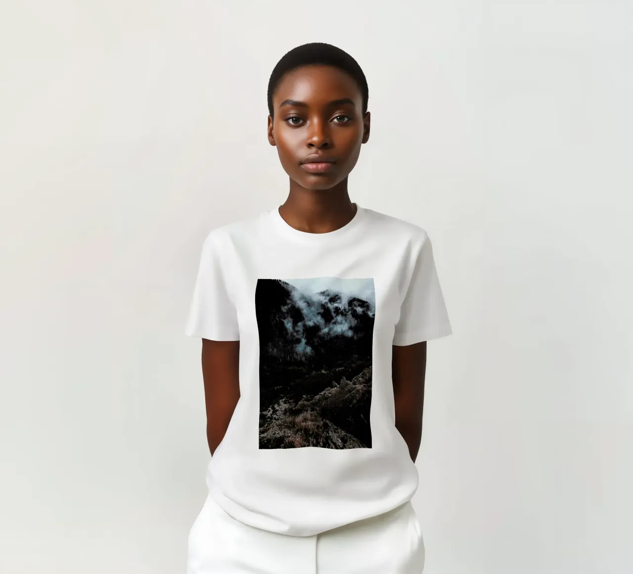 Trees and Clouds t-shirt da Sebastian Hilgetag