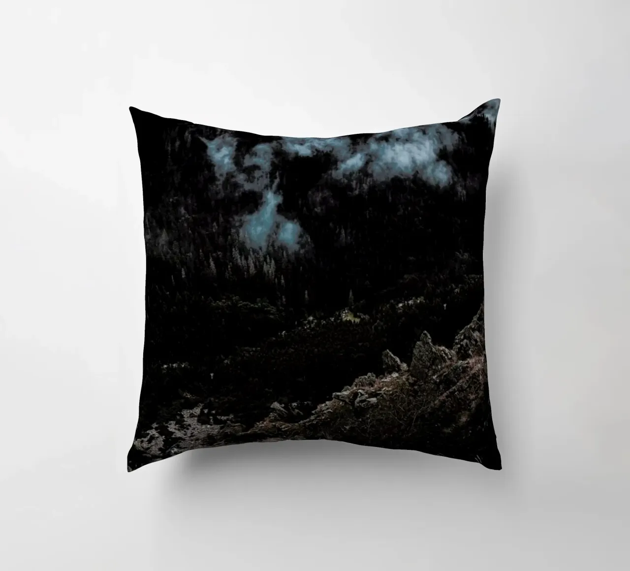 Trees and Clouds cuscino da Sebastian Hilgetag