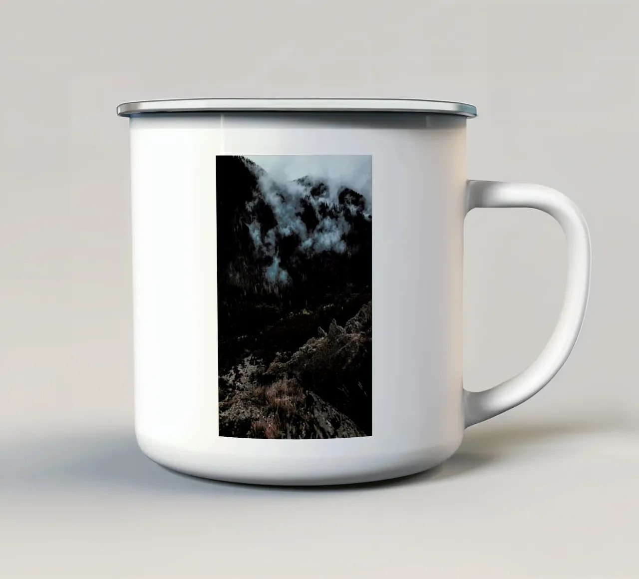 Trees and Clouds Emaille Tasse von Sebastian Hilgetag