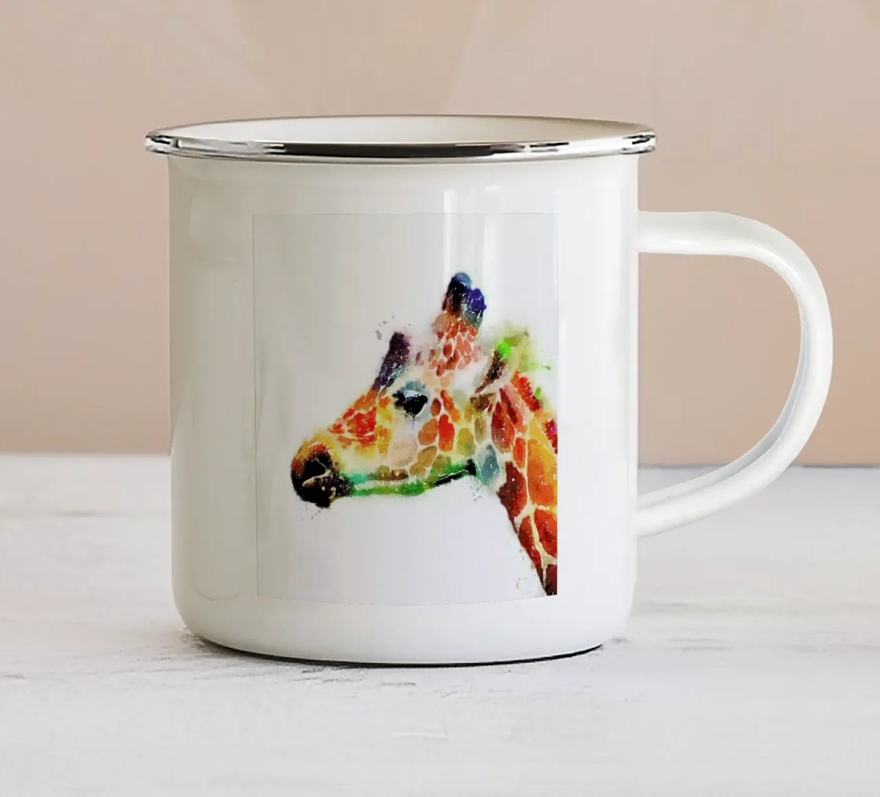 The Graceful tazza in smalto da Jacqueline Maldonado
