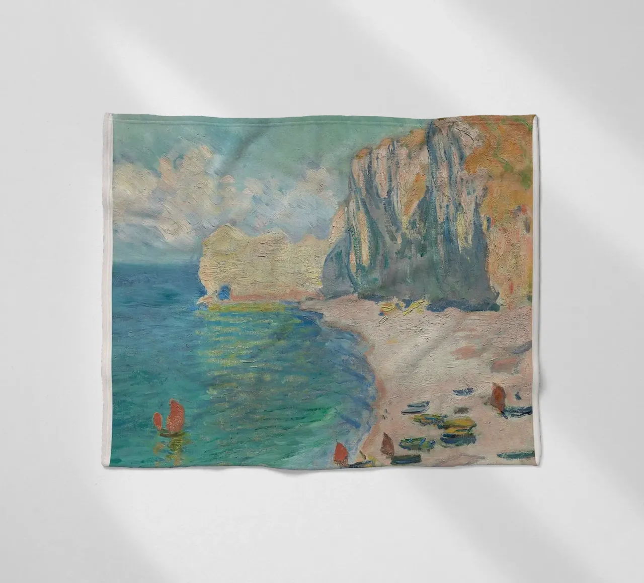 Claude Monet - Beach coperta in pile da Trending Art Company