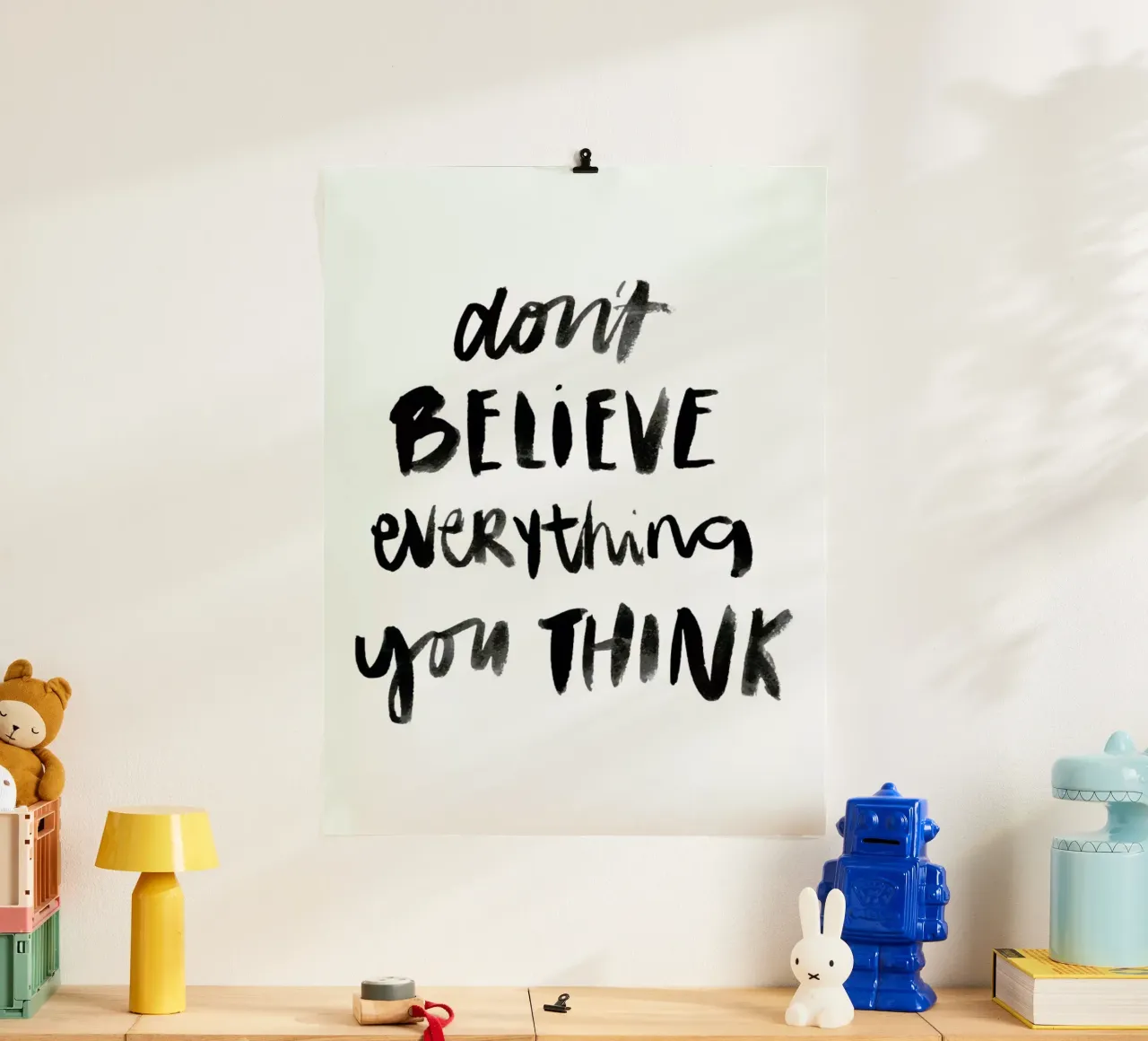 Dont Believe poster con telaio in alluminio da Dead Language
