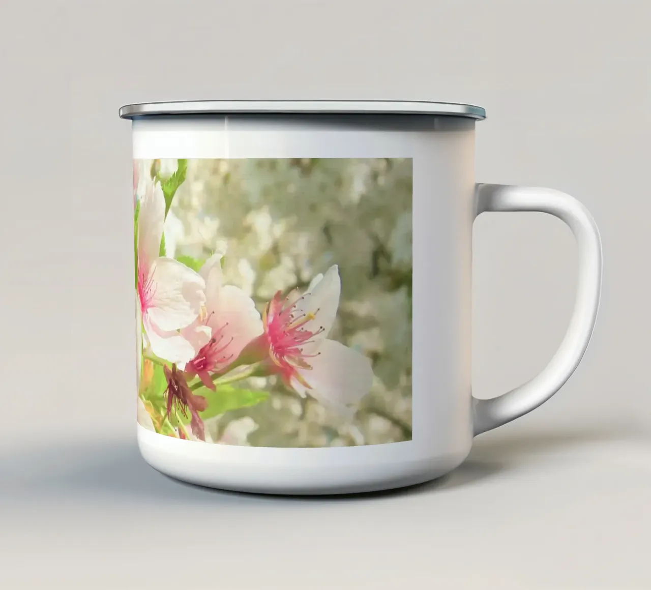 Fiore di primavera tazza in smalto da Cassia Beck Photography